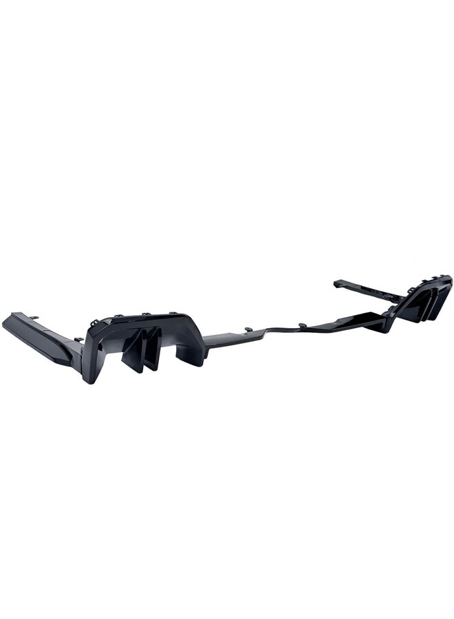 This concerns a BMW G60 G61 5 Series MPE Gloss Black diffuser set.