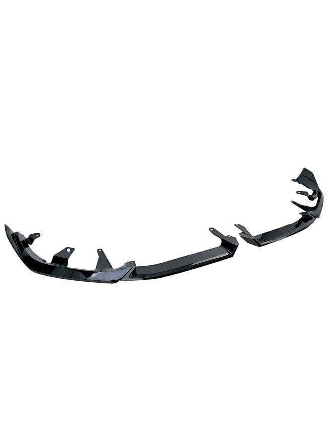 This concerns a BMW G60 G61 5 Series MPE gloss black front lip splitter set.