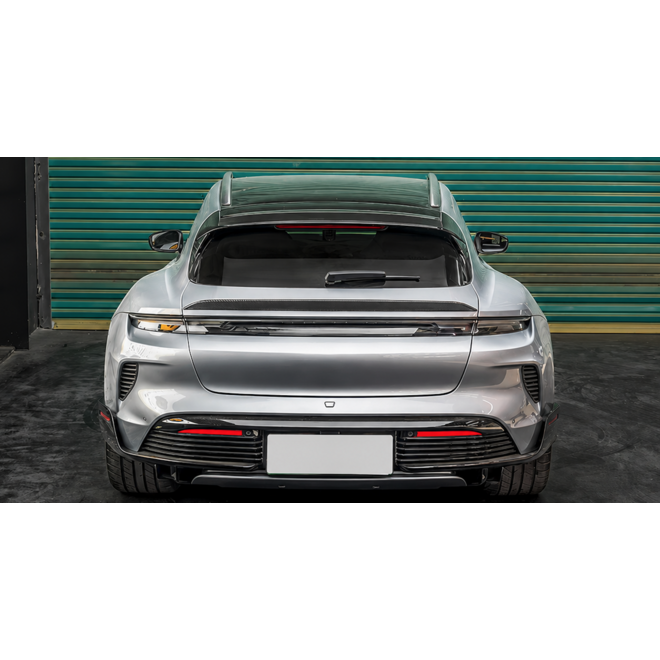 Cela concerne un aileron de coffre en carbone pour Porsche Taycan Sport / Cross Turismo.