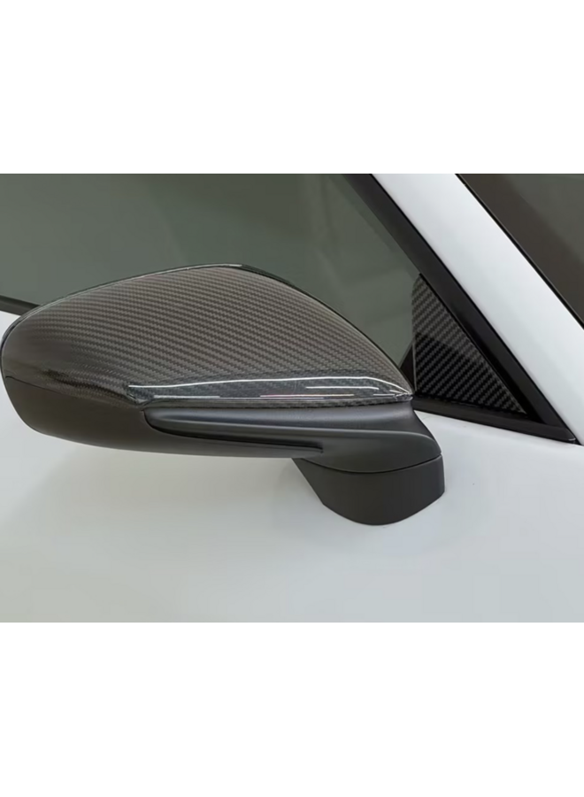 Isto diz respeito a uma peça de substituição do triângulo de carbono para um Porsche 992.1 / 992.2.