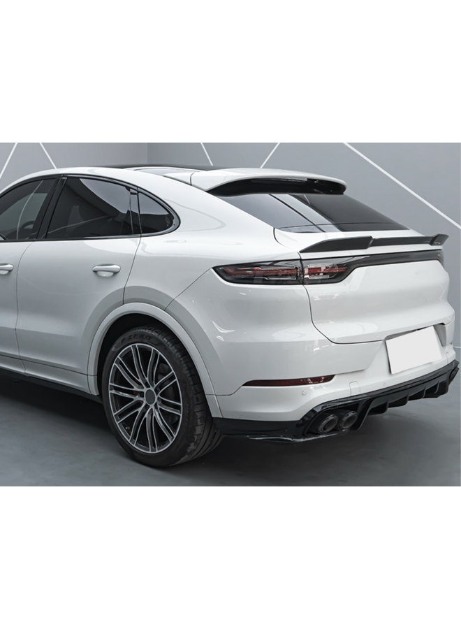 Si tratta di uno spoiler posteriore in fibra di carbonio per Porsche Cayenne Coupé TK.