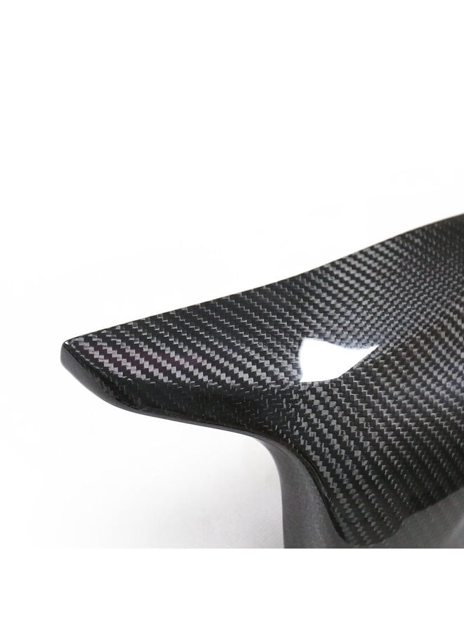 This concerns a set of BMW G09 XM Carbon mirror caps