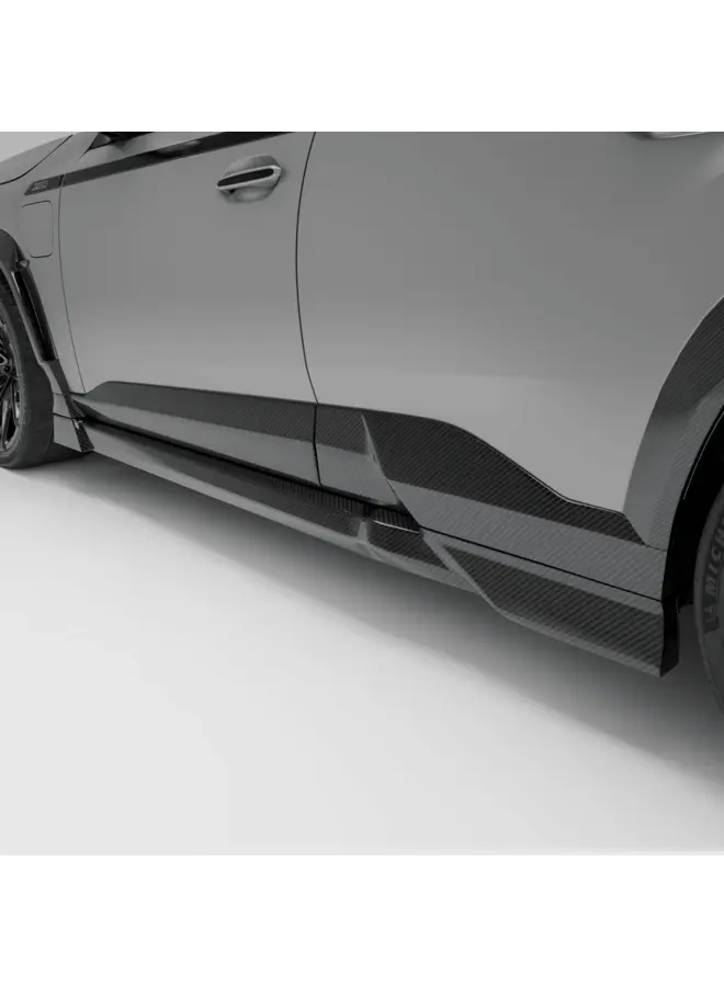 Bas de caisse en carbone pour BMW G09 XM Revozport