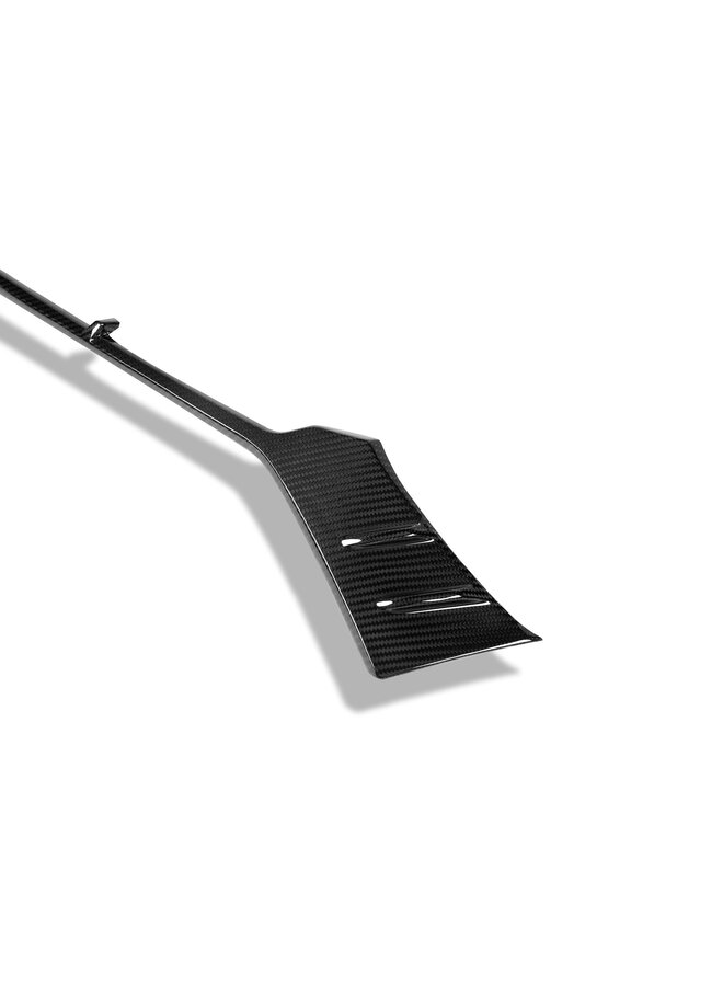 Cornice griglia in carbonio Revozport per Audi RS6/RS7 C8.