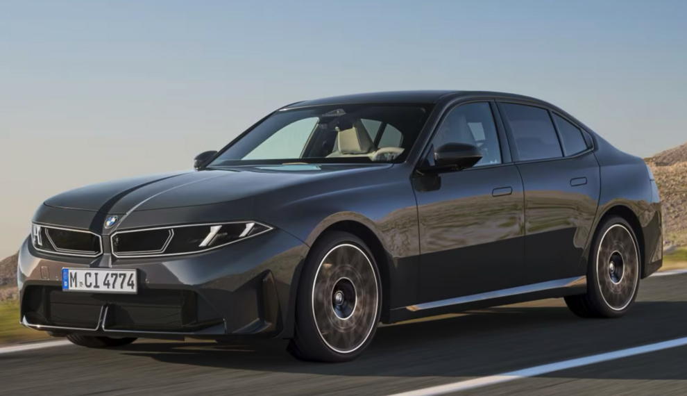 Nuova BMW Serie 3 G50 e possibilità di personalizzazione in carbonio