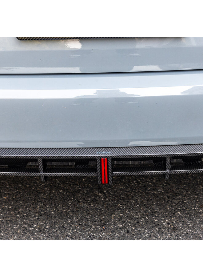 BMW Serie 2 F74 diffusore carbonio con luce stop - SooQoo - Carbonio lucido
