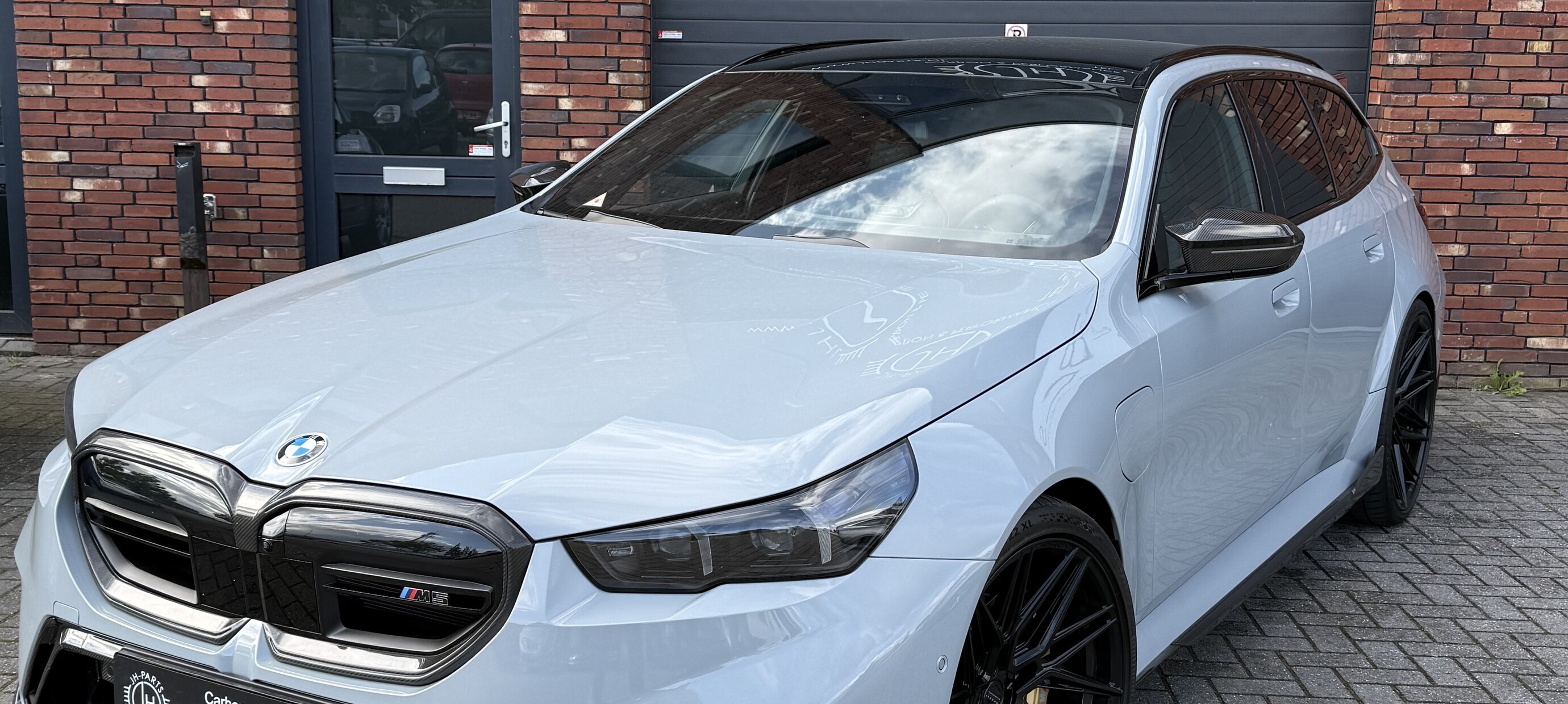 BMW G99 M5 Touring: a complete carbon upgrade at JHParts