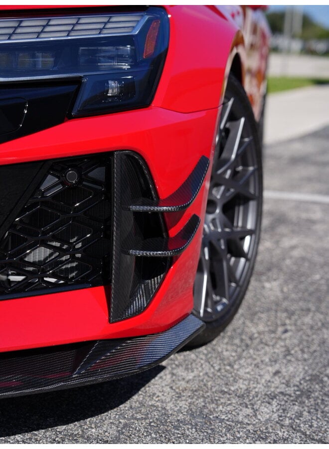 Audi RS3 8Y restyling (2025+) inserti paraurti anteriori con canard in carbonio