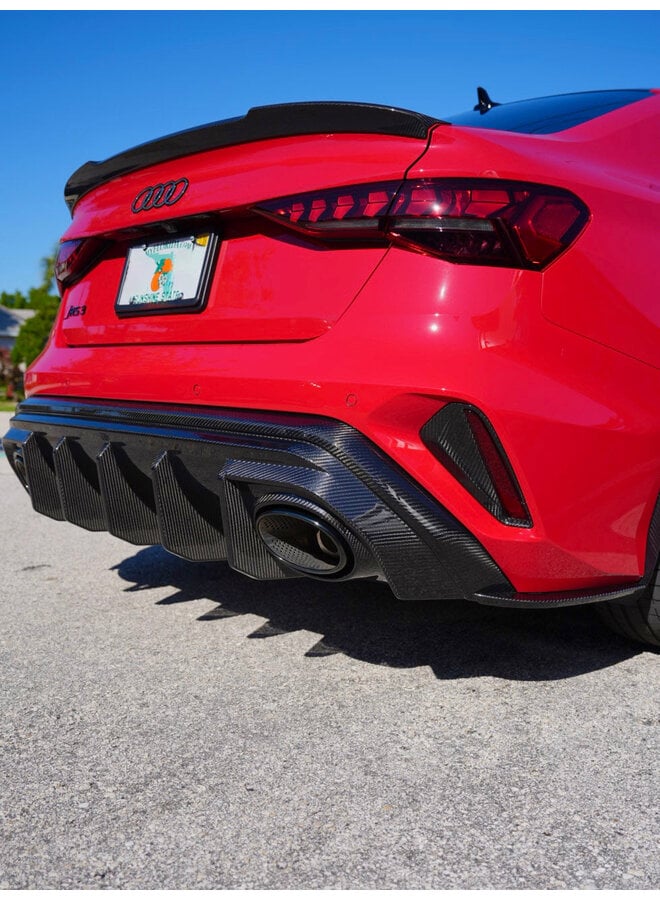 Audi RS3 8Y Sedan restyling (2025+) diffusore posteriore in carbonio V2 con elementi laterali