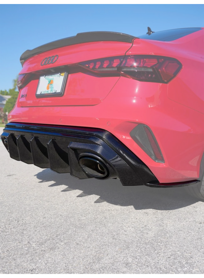Audi RS3 8Y Sedan Facelift (2025+) carbon diffuser V2 met zijelementen