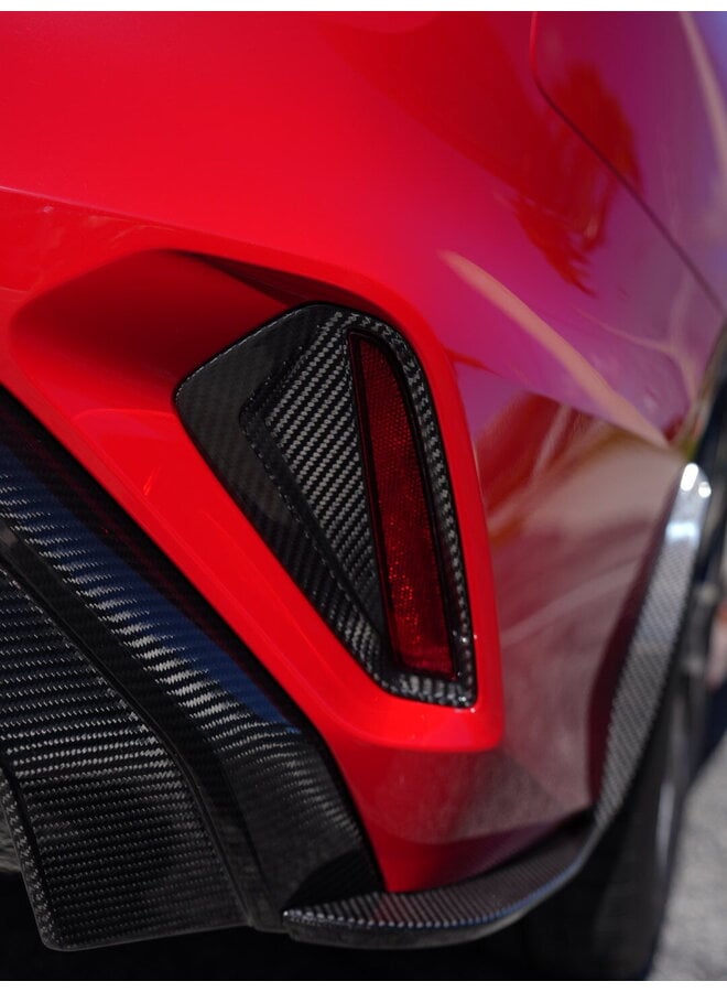 Audi RS3 8Y restyling (2025+) marcos de reflectores traseros de carbono