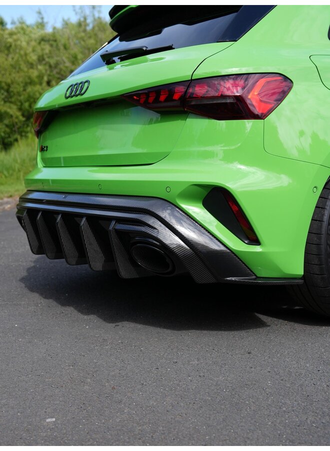 Audi RS3 8Y Sportback restylée (2025+) diffuseur arrière carbone V2 avec éléments latéraux
