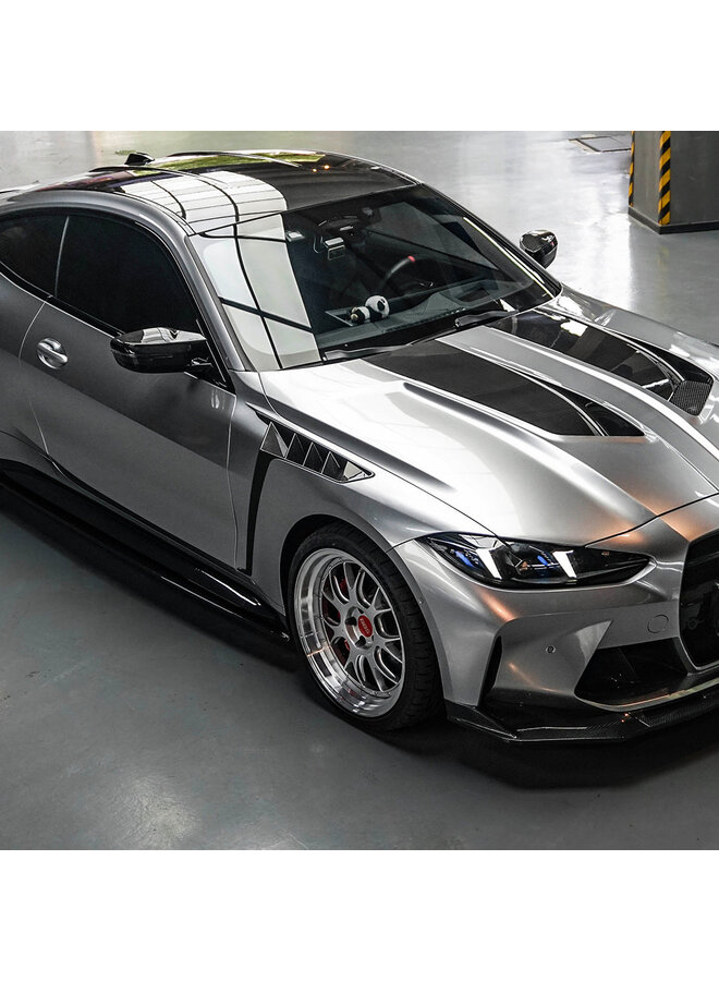 SooQoo BMW M4 G82 G83 kit parafanghi anteriori in carbonio