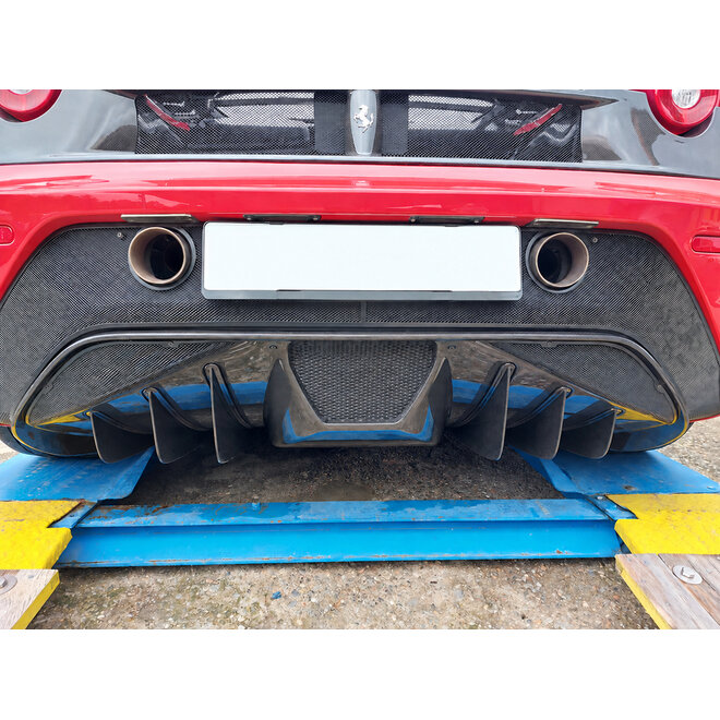 Ferrari 430 Scuderia / 16M diffusore posteriore in carbonio con sei derive