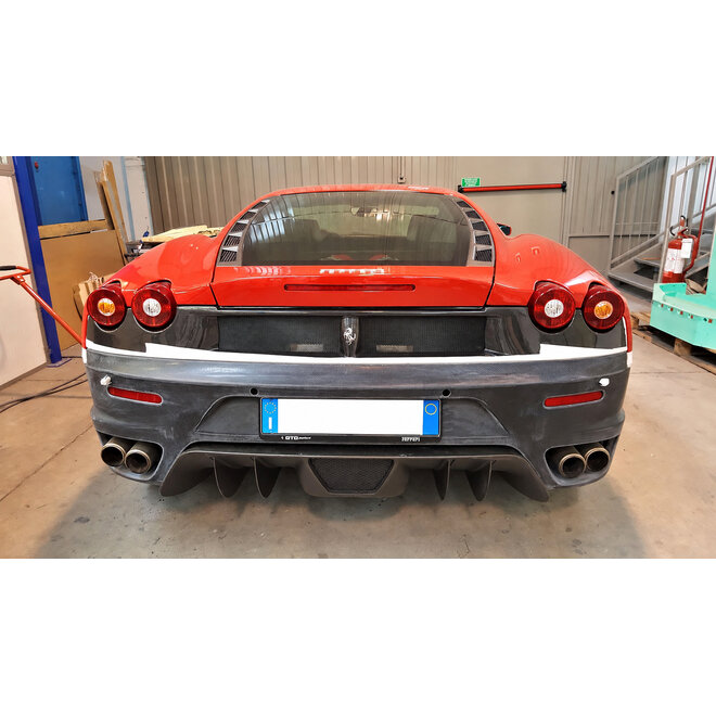 Ferrari F430 pare-chocs arrière Challenge en fibre de verre