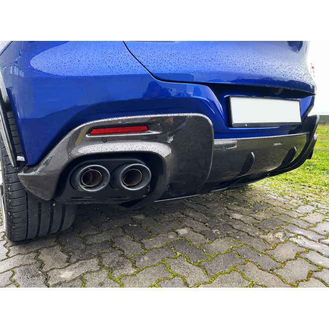 Ferrari Purosangue diffusore posteriore in carbonio