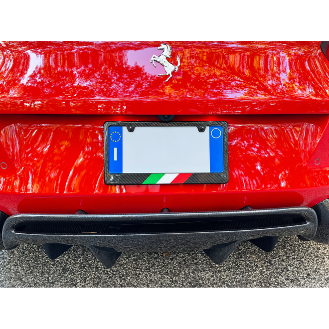 Ferrari 812 GTS difusor traseiro em carbono