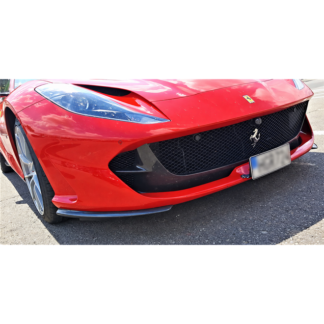 Ferrari 812 Superfast / GTS carbon front bumper winglets