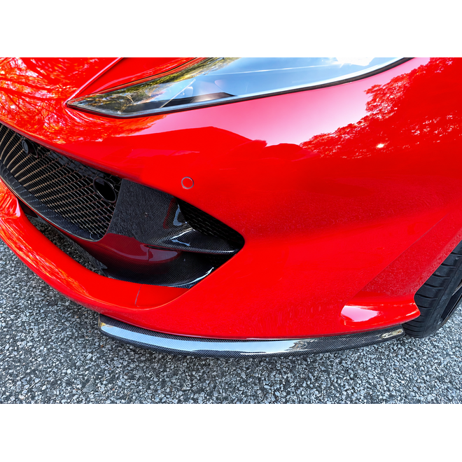 Ferrari 812 Superfast / GTS carbon front bumper winglets