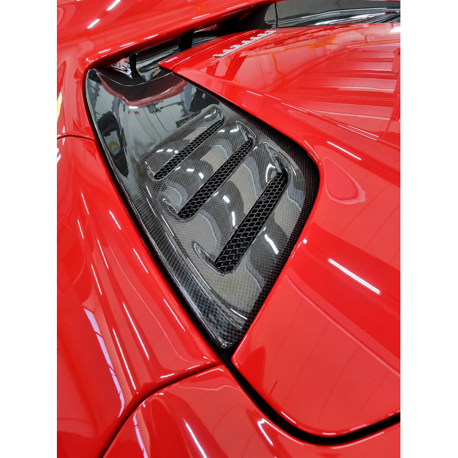 Ferrari F8 Spider rejillas del capó del motor de carbono