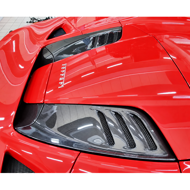 Ferrari F8 Spider pannello aerodinamico posteriore in carbonio