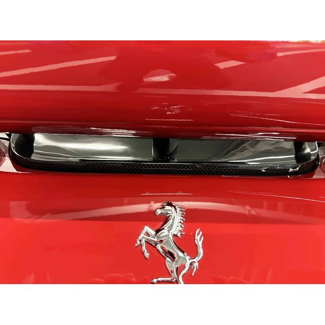Ferrari F8 Spider pannello aerodinamico posteriore in carbonio