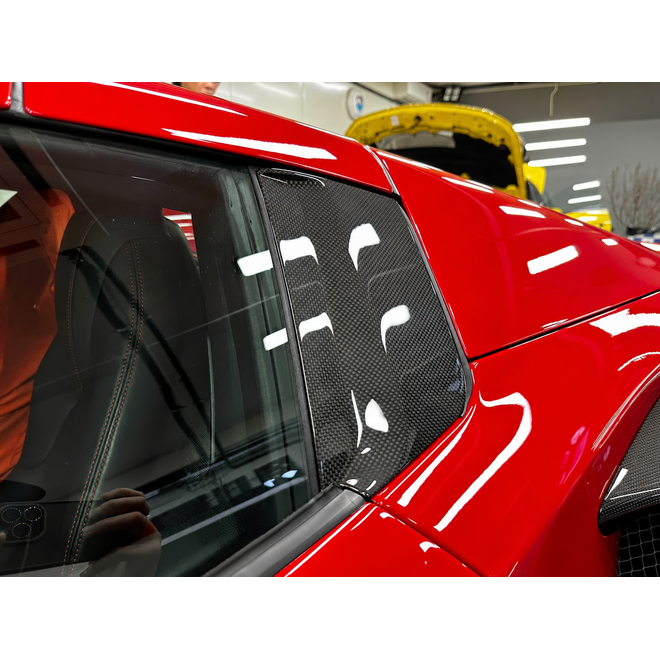 Ferrari 488 Spider / Pista Spider / F8 Spider molduras de pilares B de carbono