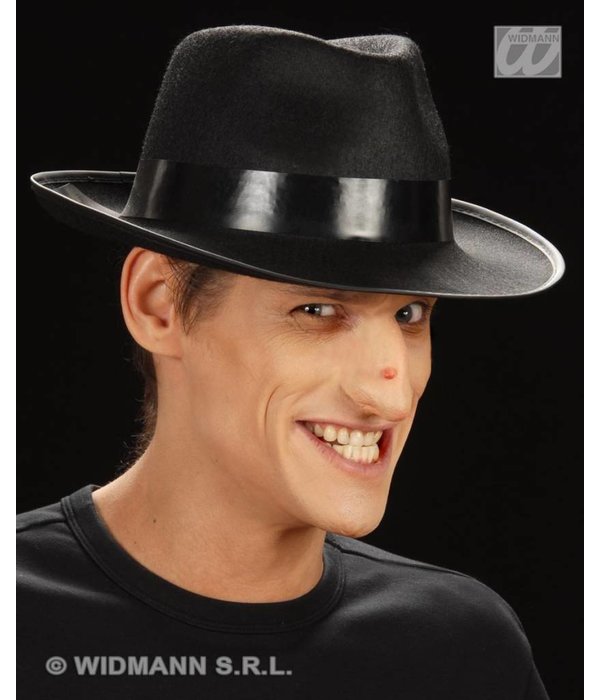 Neus met wratje professioneel