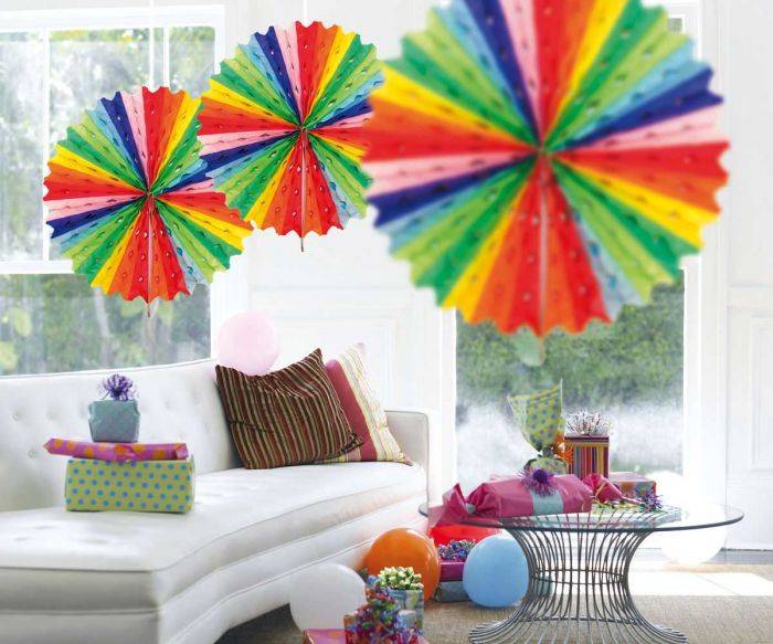 Regenboog honeycomb waaier 45cm afbeelding