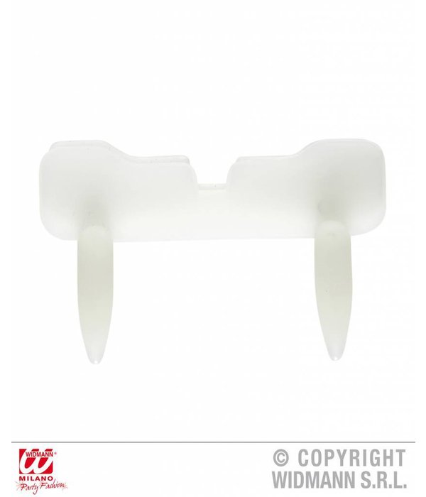 Vampire tanden lichtgevend in donker