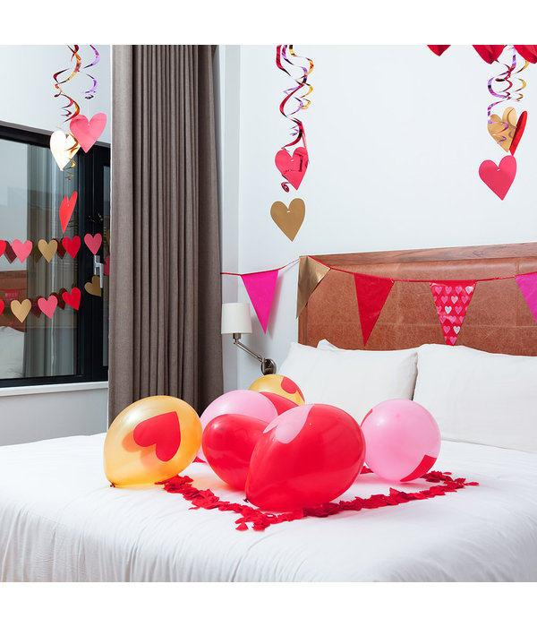 Kartonnen Hartjes Slinger Valentijn (2m)