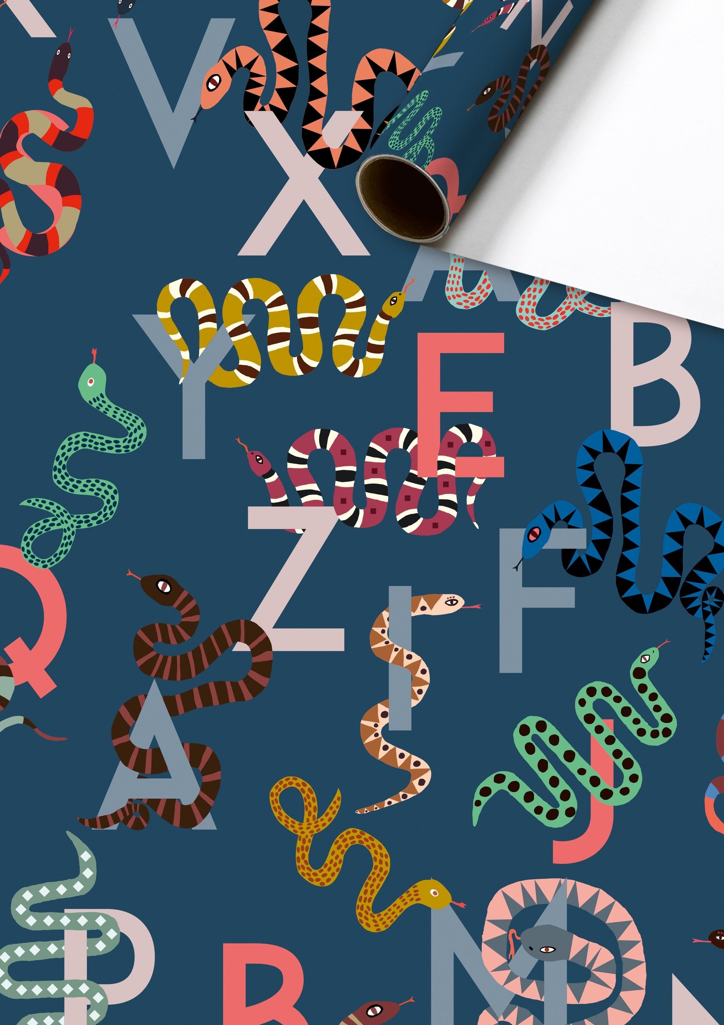 Rol Inpakpapier Slangen met Letters