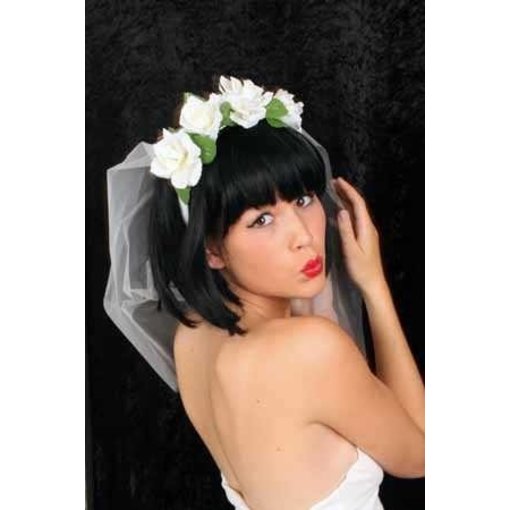 Bloemen Diadeem Met Groene Blaadjes En Sluier