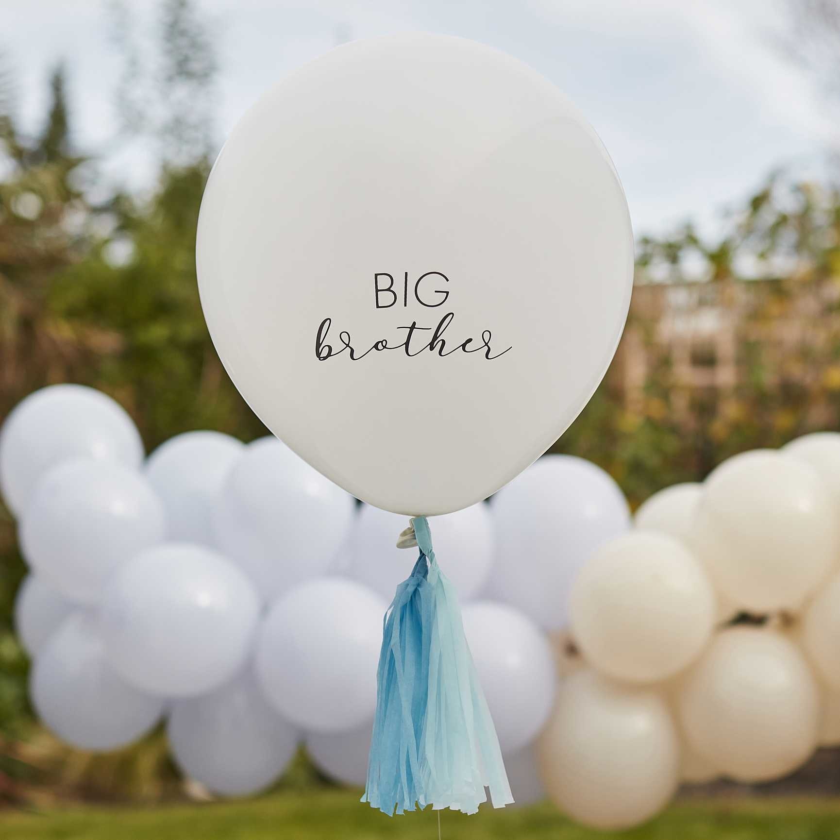 Big Brother Ballon Met Blauwe Tassels