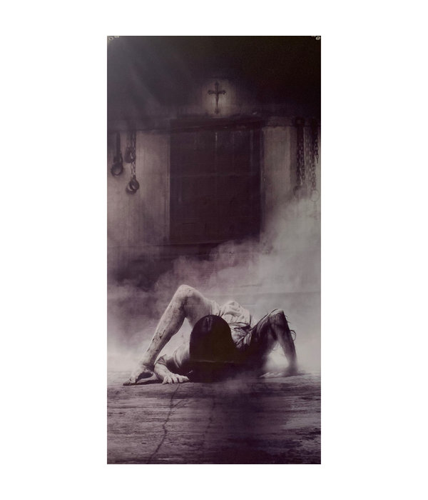 Deurdecoratie Halloween kruipend Meisje (200x80cm)