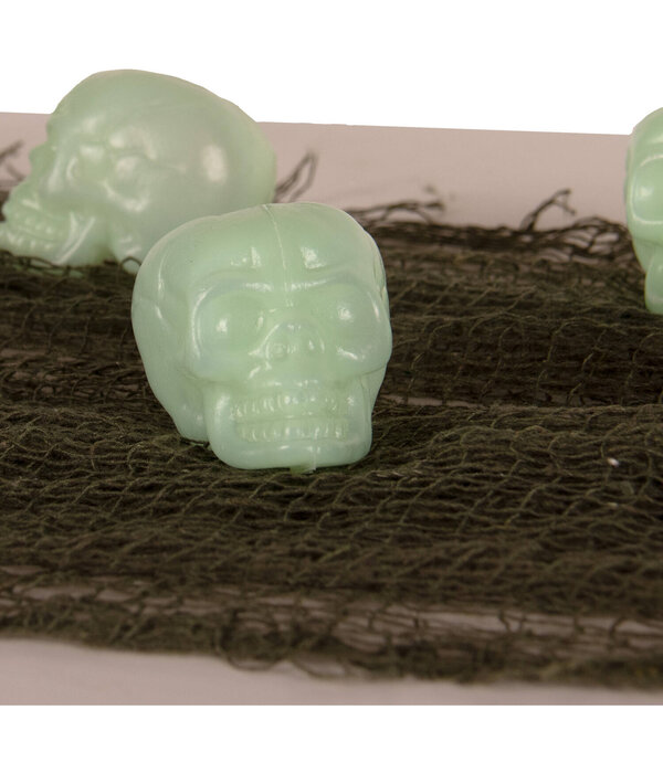 Table Runner Happy Halloween met 4 Skulls (75x180cm)