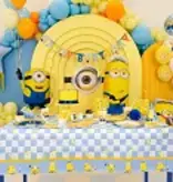 Tafelkleed Minions 180x120 cm