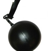 Boevenbal met ketting