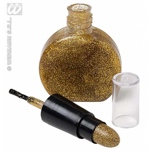 Combi nagellak en lippenstift goud