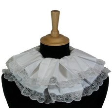 Piet kraag geplooid met kant wit