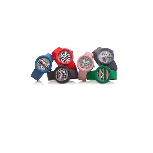 Black/Red O clock Timepiece People Africa