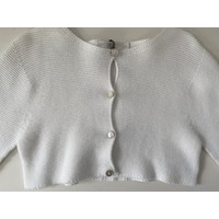Wit gebreid vestje