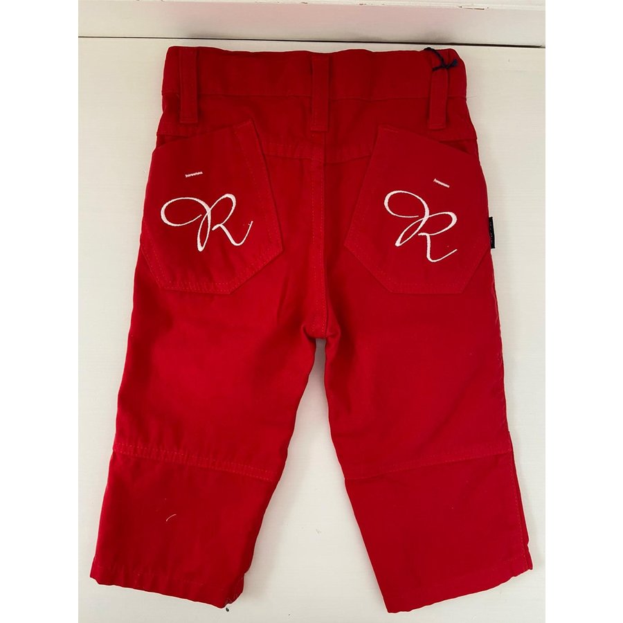 Rode broek met witte details