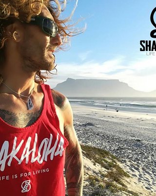 M Singlet ShoutWHT Red