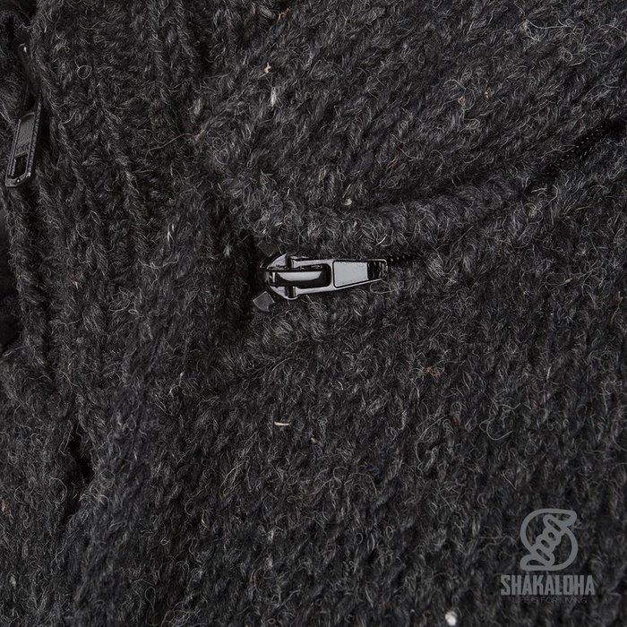 Shakaloha Shakaloha Strick-Wollweste Crush Ziphood Anthrazit mit Fleecefutter und abnehmbarer Kapuze – Herren/Uni – Handgefertigt in Nepal aus Schafwolle