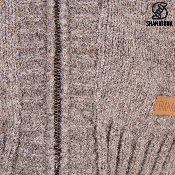 Shakaloha Shakaloha Gebreid Wollen Vest Brizo ZH Licht Bruin Taupe met Fleece Voering en Capuchon - Dames - Handgemaakt in Nepal van Schapenwol