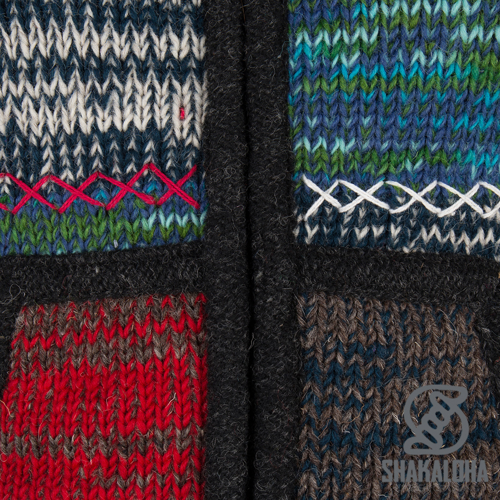 Shakaloha Shakaloha Veste en Laine Tricoté Patch ZH Multicolore sauvage avec Doublure en polaire et Capuche détachable - Femmes - Fabriqué à la main au Népal en laine de mouton