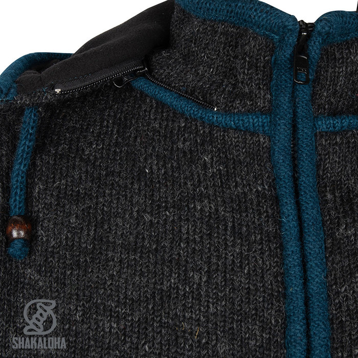 Shakaloha Cardigan en laine tricoté Shakaloha Luxor ZH avec doublure polaire et capuche amovible - Homme / Uni - Fait à la main au Népal à partir de laine de mouton