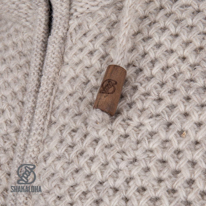 Shakaloha Shakaloha Strick-Wollweste Maverick ZH Beige Creme mit Fleecefutter und abnehmbarer Kapuze – Herren/Uni – Handgefertigt in Nepal aus Schafwolle