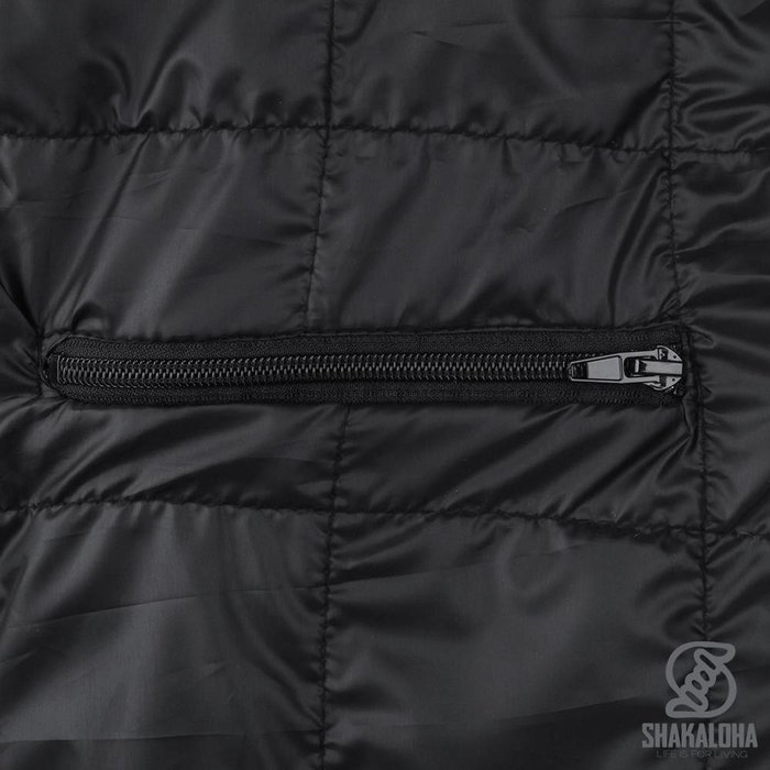 Shakaloha Shakaloha Gebreid Wollen Vest Breaker Antraciet met Nylon Windstopper en Afneembare Capuchon - Man/Uni - Handgemaakt in Nepal van SchapenwolWarm wollen vest met windstopper voering. Deze combinatie maakt het vest uniek. Het jack heeft een kraag én een afn